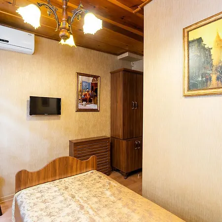 Chestnut Mansion Oldcity Hotel 2*