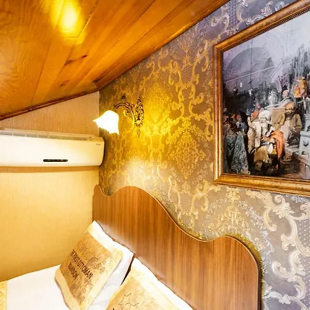 Chestnut Mansion Oldcity Hotel 2*